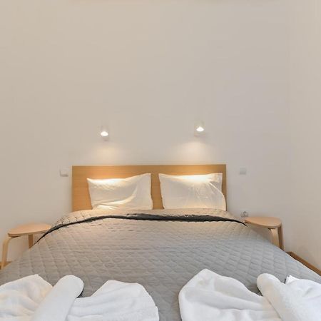 Bright Apartment In The Heart Of The City By Flat Mаnager Sófia Exterior foto