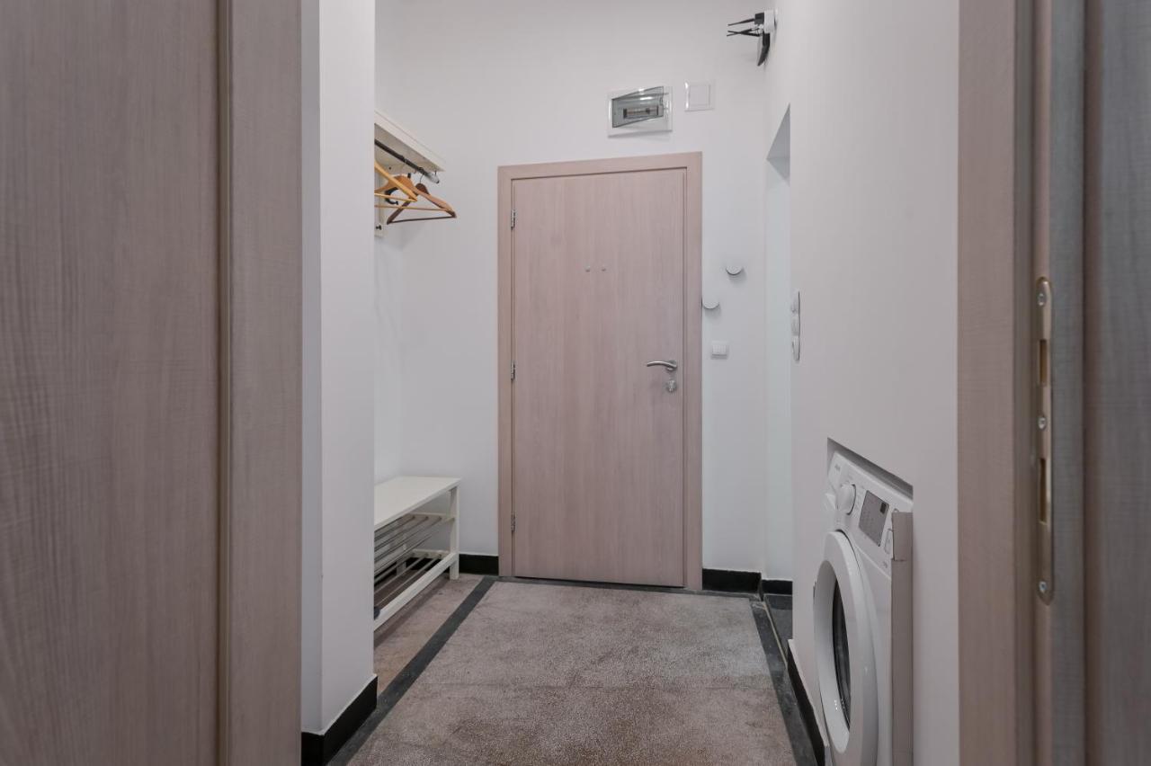 Bright Apartment In The Heart Of The City By Flat Mаnager Sófia Exterior foto