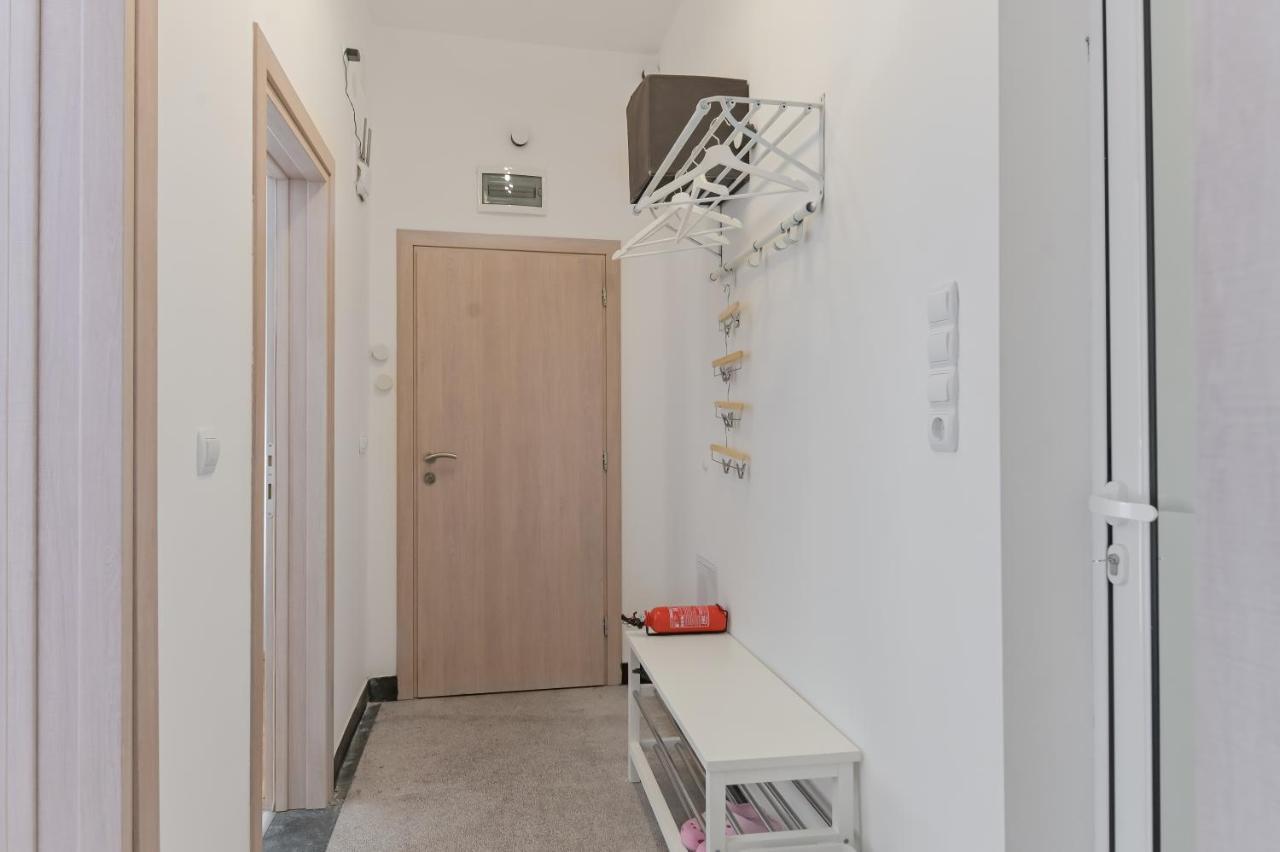 Bright Apartment In The Heart Of The City By Flat Mаnager Sófia Exterior foto